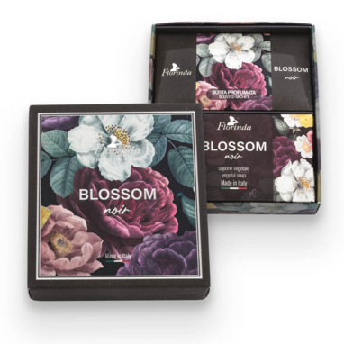 Mydlová kazeta Florinda - Mydlo Blossom noir 200 g + 3 x vôňa Blossom vrecúško