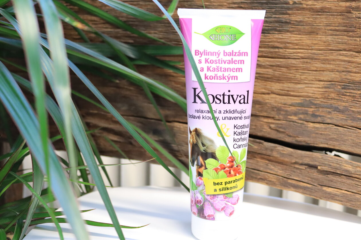 Kostihoj a jeho účinky na pohybový aparát: Prírodná pomoc pri bolesti svalov, kĺbov a chrbta s Bione Cosmetics